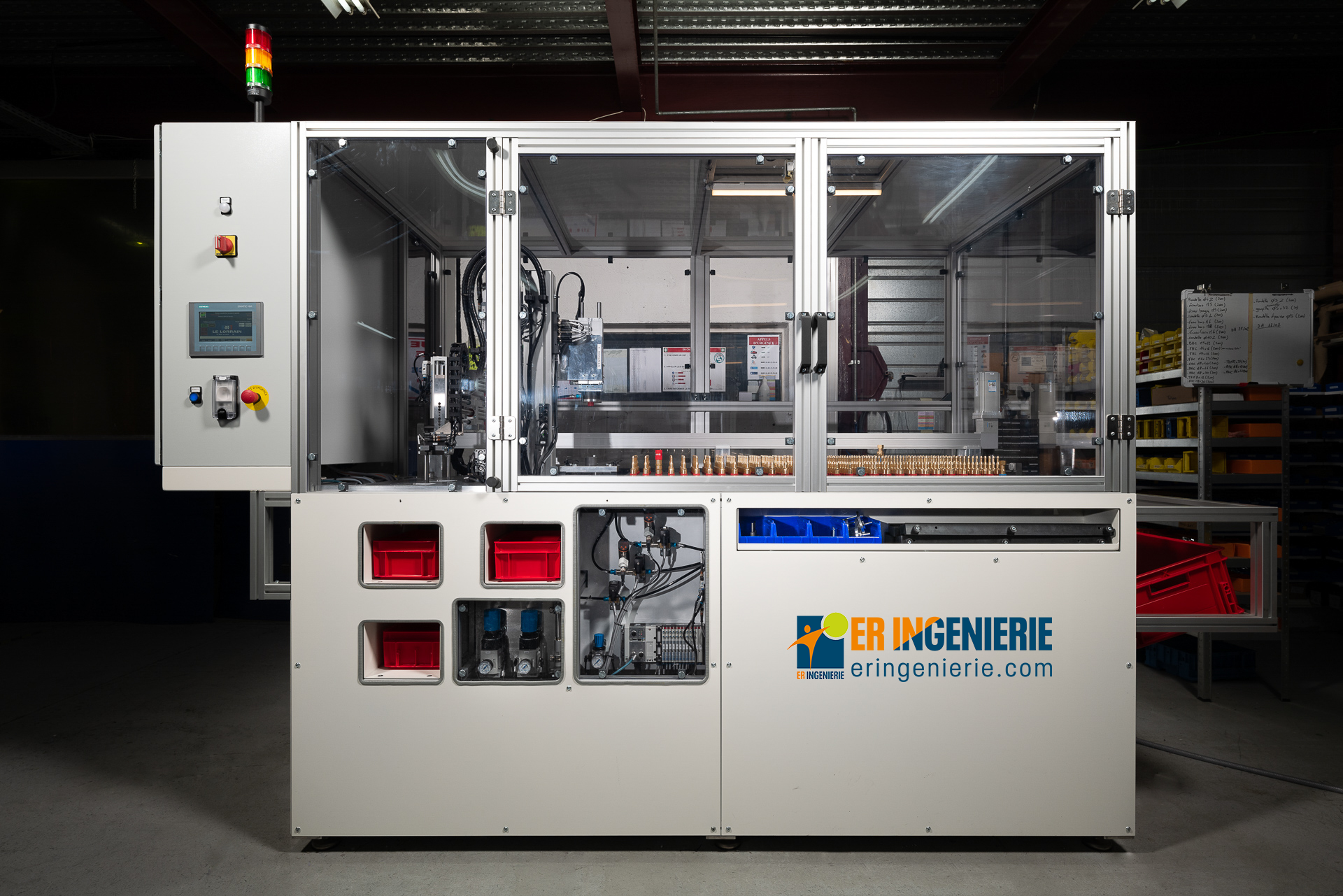 Machine spéciale de contrôle d'étanchéité et de débit de vannes