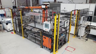Îlot robotisé pour pose de silicone sur panneaux solaires