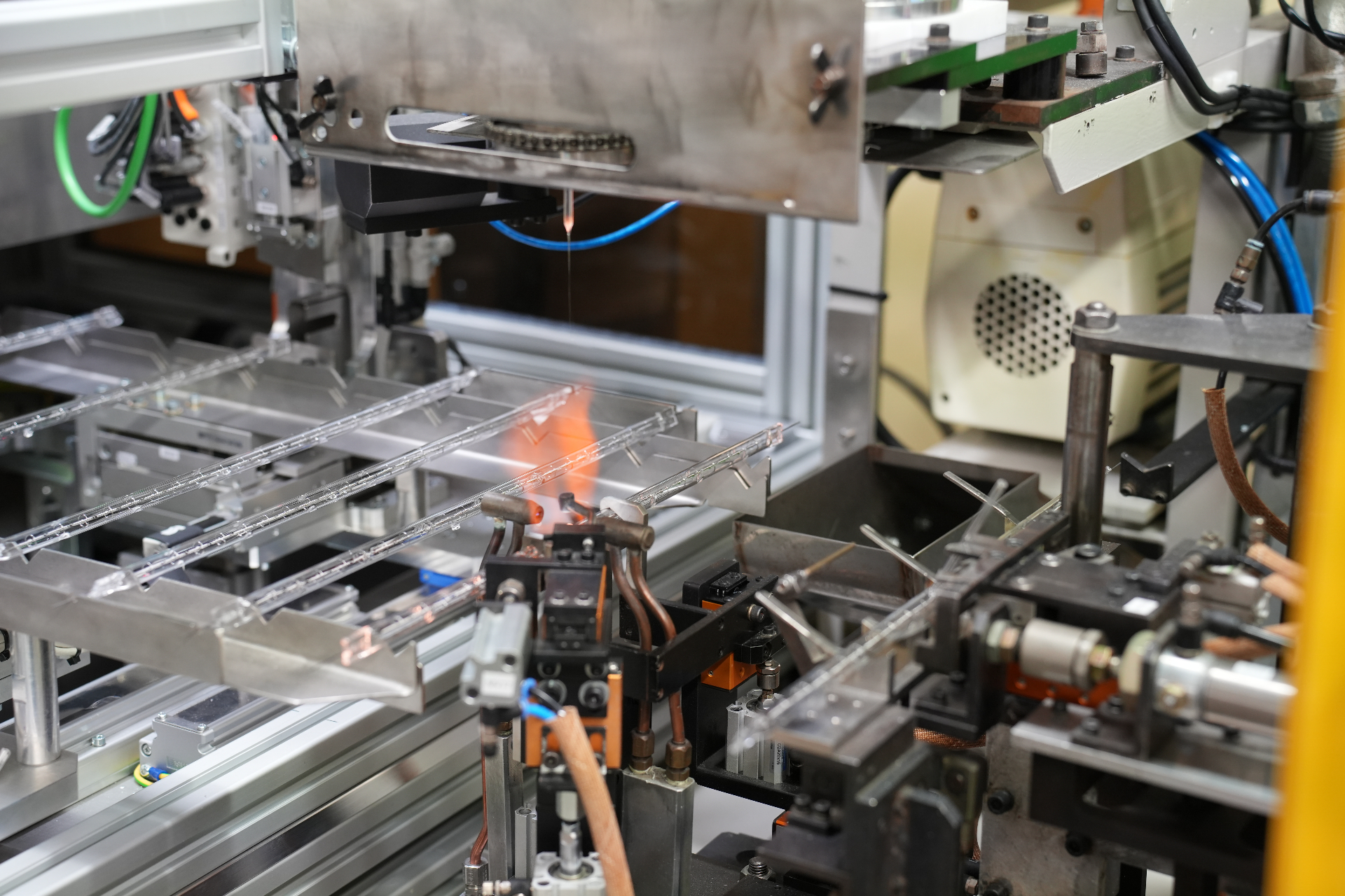 Revamping machine de découpe et tests de lampes